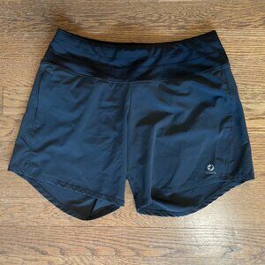 Oiselle Roga running shorts